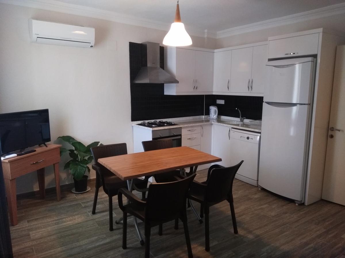 Grandma'S Garden Aparthotel Далян Екстериор снимка