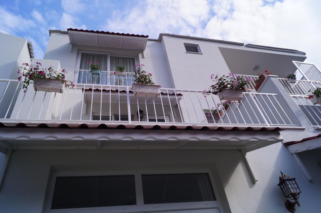 Grandma'S Garden Aparthotel Далян Екстериор снимка