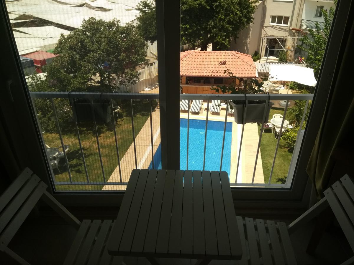 Grandma'S Garden Aparthotel Далян Екстериор снимка